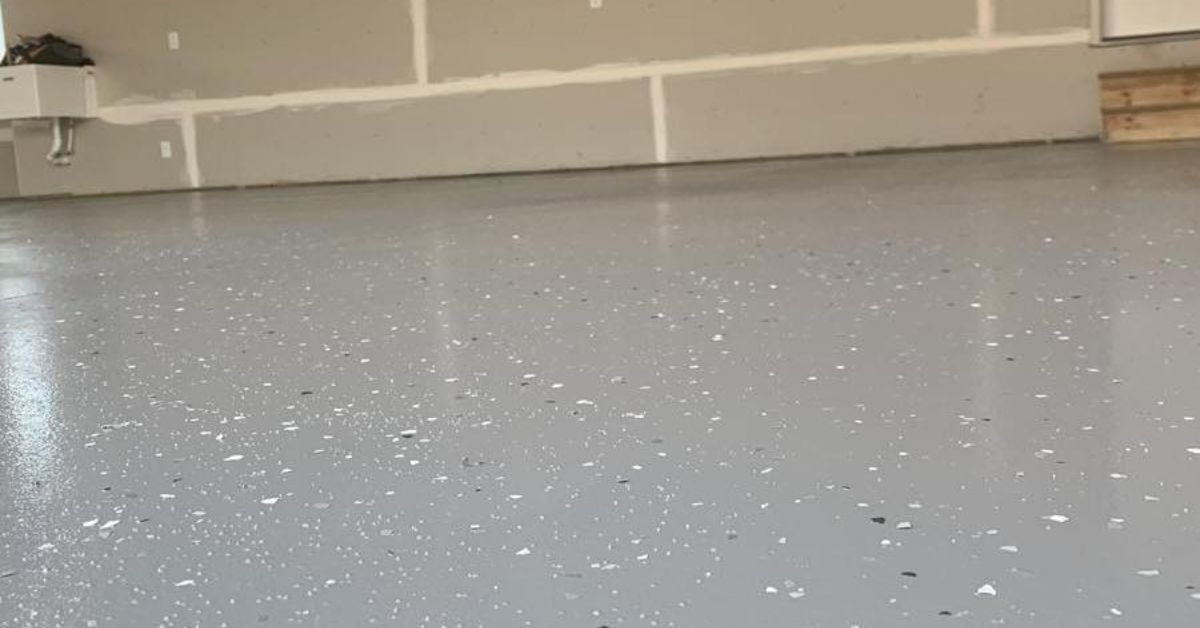 full flake epoxy flooring with white flakes - Innovative Garage Flooring epoxy flooring contractors near