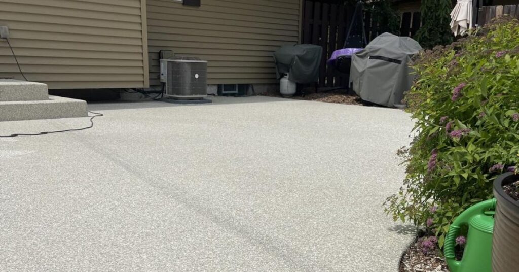 backyard with full flake epoxy patio - Innovative Garage Flooring epoxy flooring