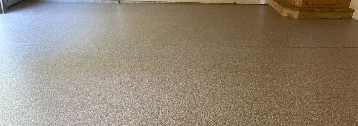 full flake epoxy flooring with brown and white flakes - Innovative Garage Flooring epoxy flooring